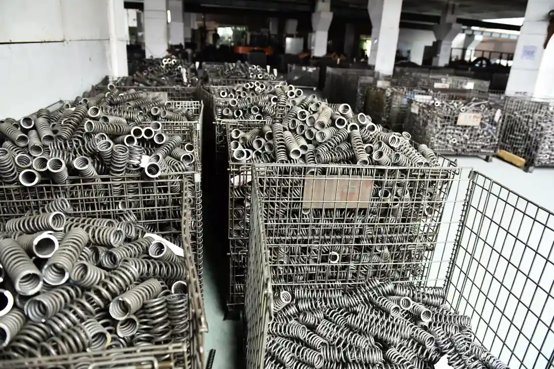 压缩弹簧端部结构有哪些类型？